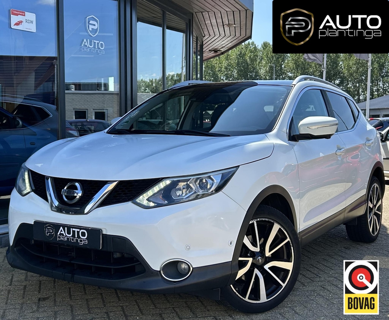 Nissan Qashqai - 1.2 Acenta 116PK | Nette Staat | Onderhoudshistorie | 360 Camera | PANO | Stoelverwarming - AutoWereld.nl