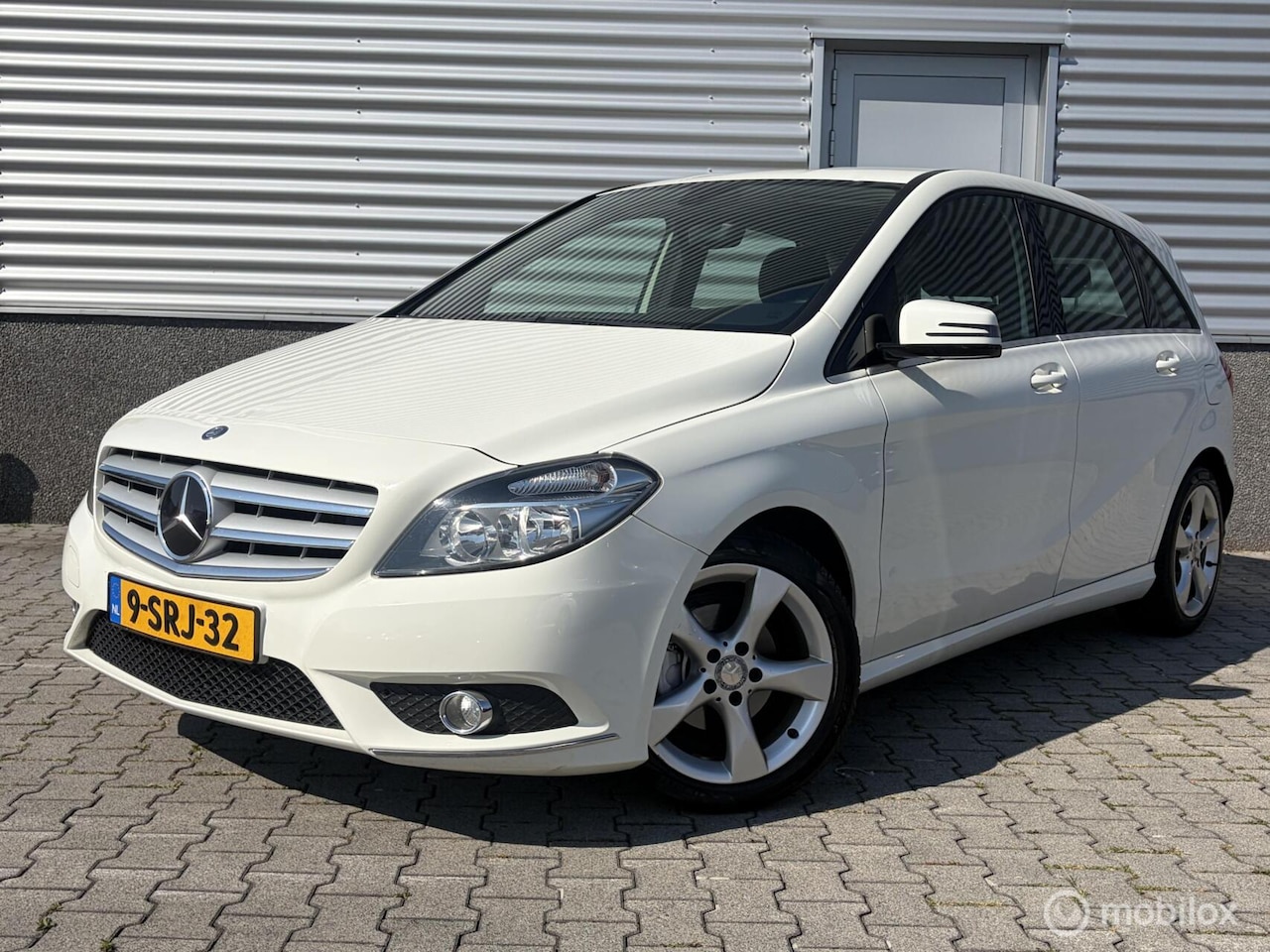 Mercedes-Benz B-klasse - 180 CDI Ambition Airco-Cruise-Stoelverwarming - AutoWereld.nl