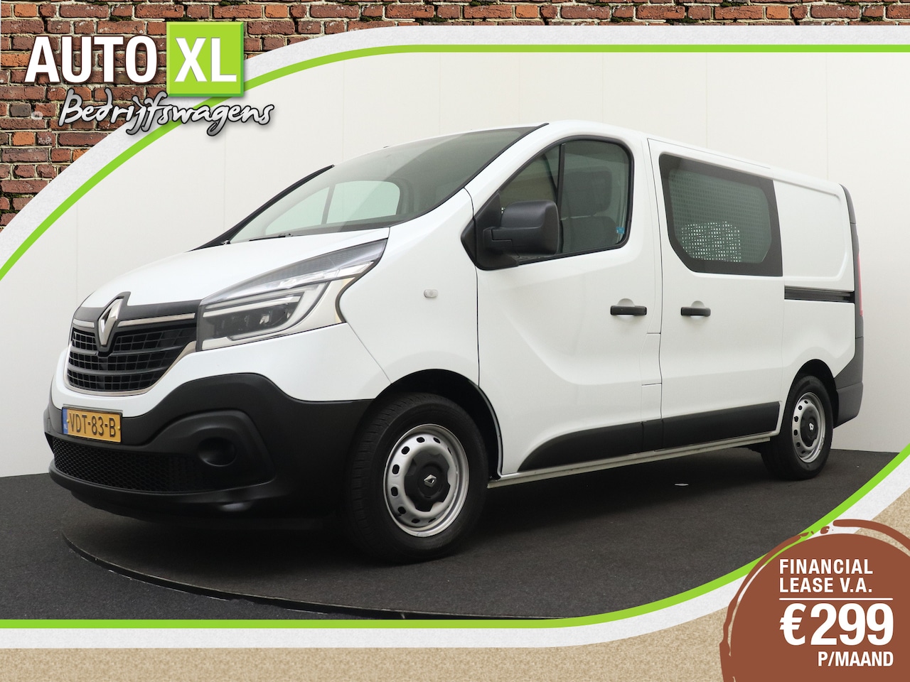 Renault Trafic - 2.0 dCi 120 T29 L1H1 Comfort Houtenvloer Cruise LED - AutoWereld.nl