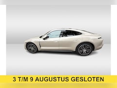 Porsche Taycan - Performance 84 kWh / Panoramadak / Camera / Luchtvering / 20'' / Leder / CarPlay / Stoelve