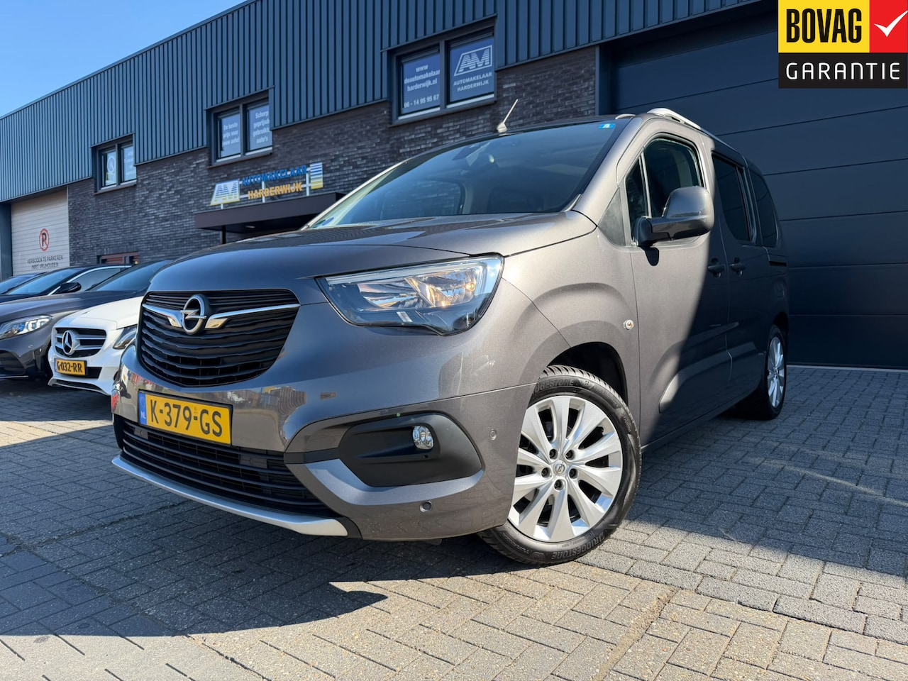 Opel Combo Tour - 1.2 Turbo L1H1 Edition | 1E EIGENAAR | 3\6 OF 12 MND GARANTIE | PANO DAK | APPLE CARPLAY | - AutoWereld.nl