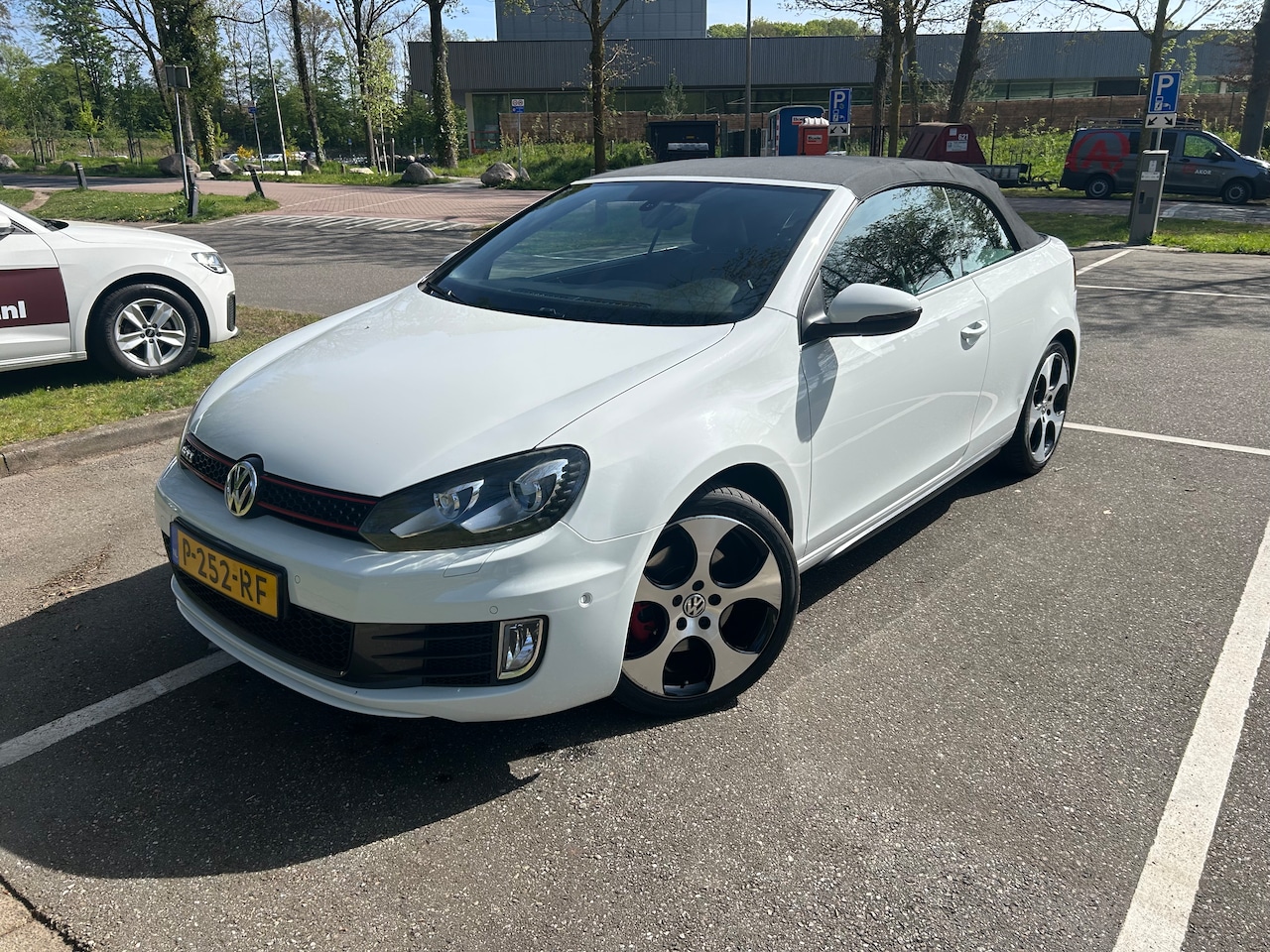 Volkswagen Golf Cabriolet - 2.0 TSI GTI - AutoWereld.nl