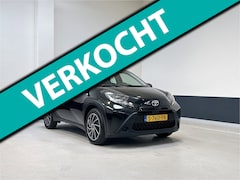 Toyota Aygo X - 1.0 VVT-i MT Play |Apple Carplay/ Android auto | Bluetooth | Camera| NL | 1 Eig |