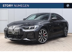 BMW i4 - eDrive40 M Sport / Achteruitrijcamera / Adaptieve LED / Active Cruise Control / Comfort Ac