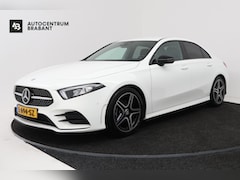 Mercedes-Benz A-klasse - 180 Business Solution AMG (STOELVERWARMING, SFEERVERLICHTING, CAMERA, NAVIGATIE, PARKEERSE