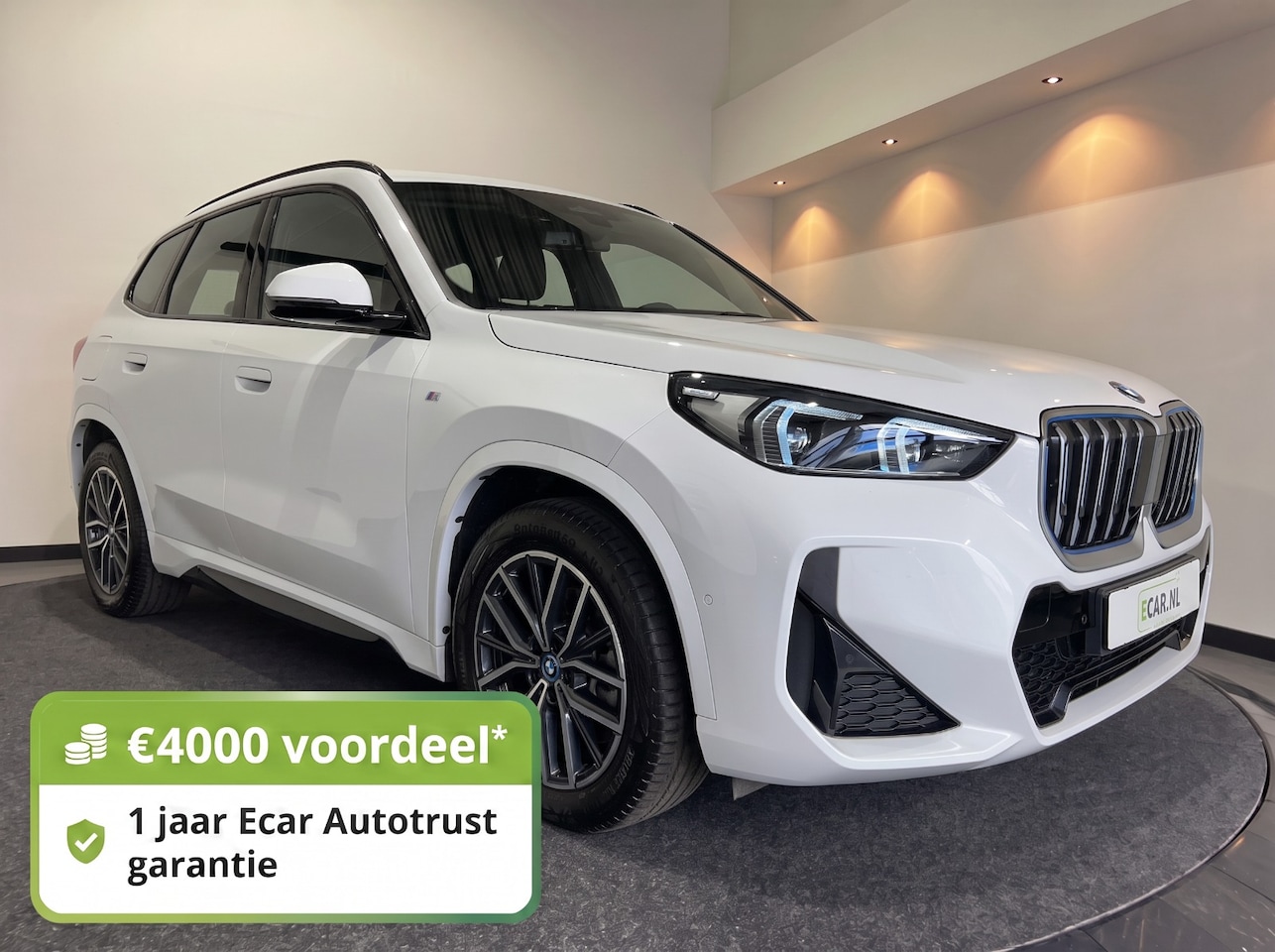 BMW iX1 - xDrive30 67 kWh M-Sport | Tot € 4.000 klantvoordeel* | SOH 98,3% | Sportstoelen | Premiump - AutoWereld.nl