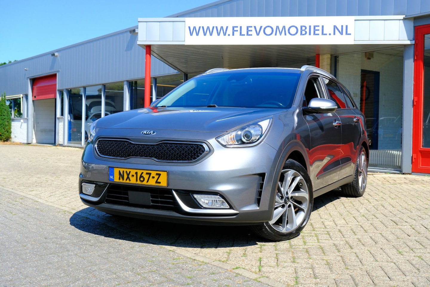 Kia Niro - 1.6 GDi Hybrid ExecutiveLine Aut. Leder|1e Eig|Navi|Cam|CarPlay|LMV - AutoWereld.nl