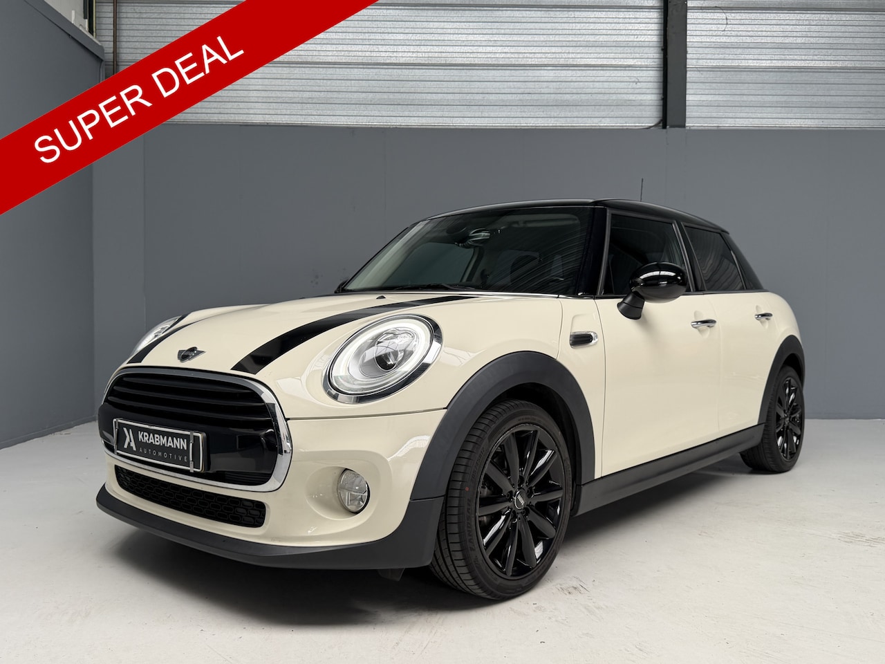 MINI 5-Deurs - 1.5 Cooper Chili GARANTIE|Cruise|Navi|Sportstoelen - AutoWereld.nl