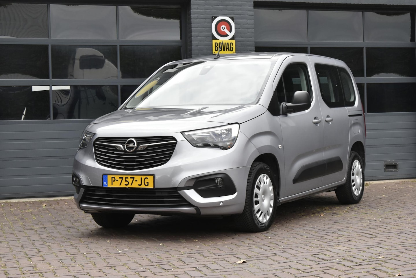 Opel Combo-e Life - L1H1 Edition 50 kWh SOH 93,1 % - AutoWereld.nl