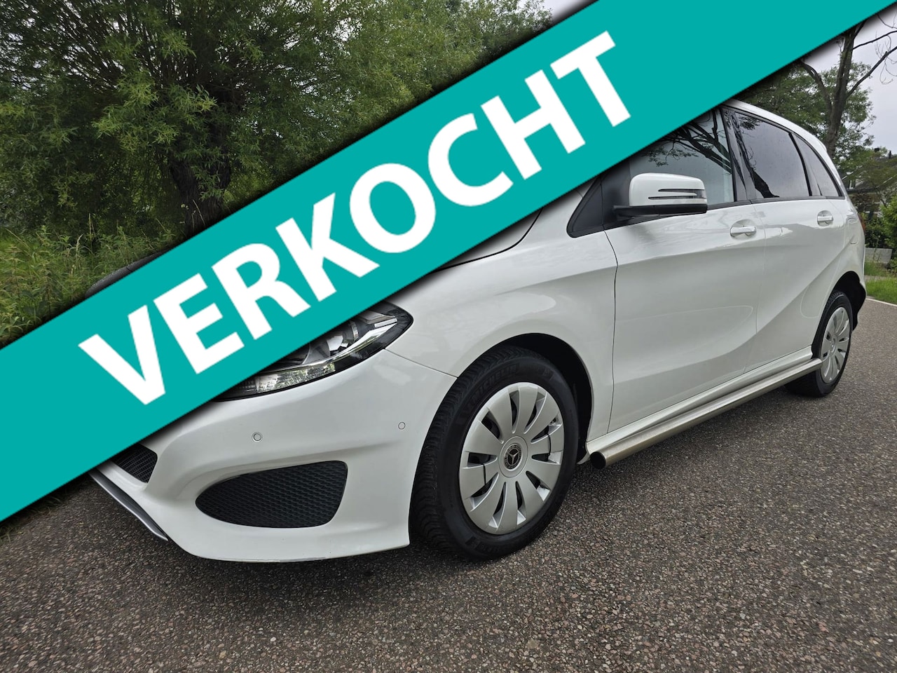 Mercedes-Benz B-klasse - 220 d Ambition/Dealer onderhouden/ 1e eig. - AutoWereld.nl