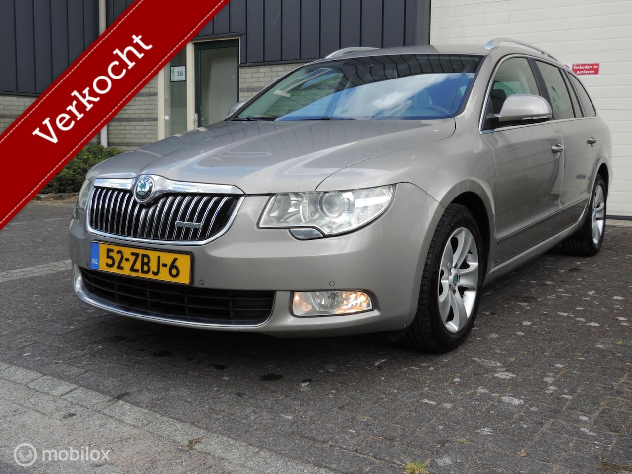 Skoda Superb Combi - 1.6 TDI Greenline Ambition Business Line 1.6 TDI Greenline Ambition Business Line - AutoWereld.nl