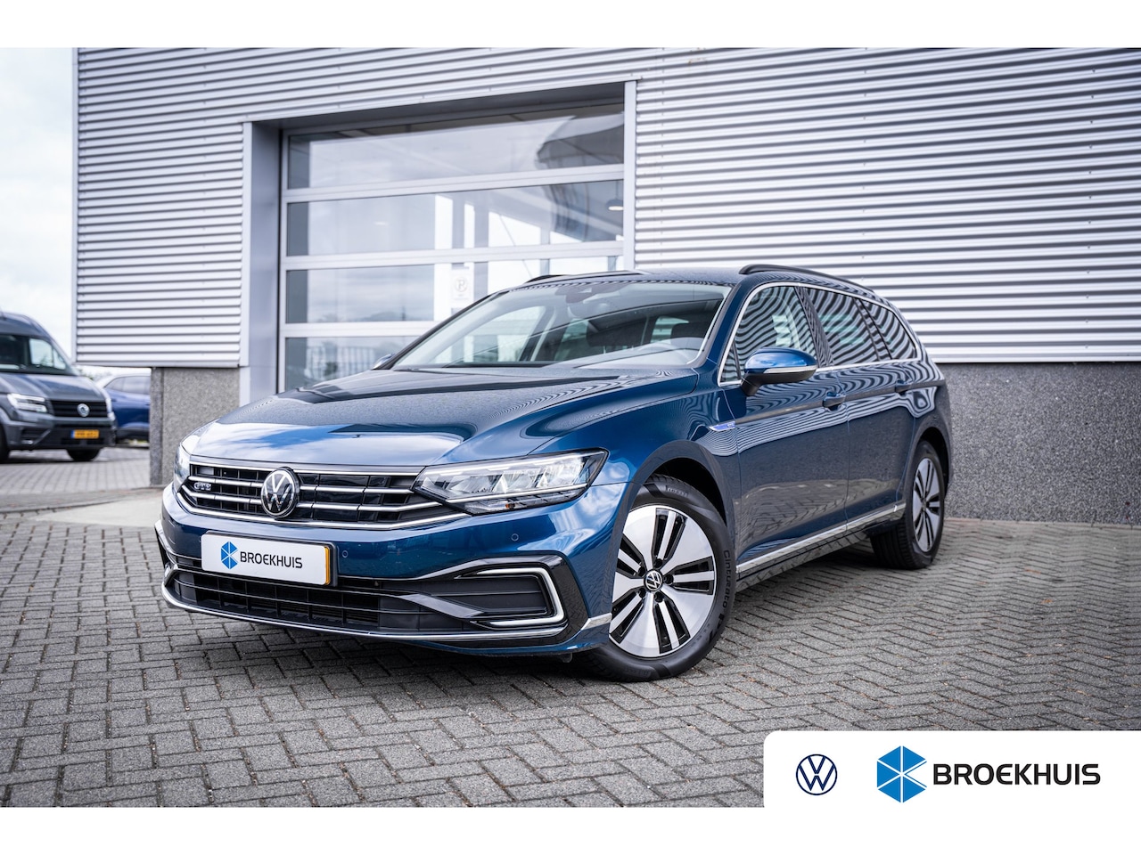 Volkswagen Passat Variant - 1.4 TSI PHEV GTE Business | Achteruitrijcamera | Trekhaak elektrisch uitklapbaar | Voorsto - AutoWereld.nl