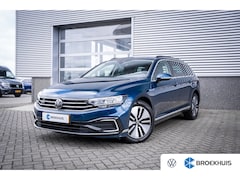 Volkswagen Passat Variant - 1.4 TSI PHEV GTE Business | Achteruitrijcamera | Trekhaak elektrisch uitklapbaar | Voorsto