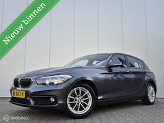 BMW 1-serie - 118i CORPORATE LEASE AUTOMAAT/LED/BLUETOOTH/KEYLESS