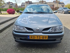 Renault Mégane - 1.6e RN