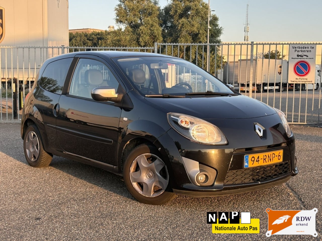 Renault Twingo - 1.5 dCi Night & Day / Airco / Cruise - AutoWereld.nl