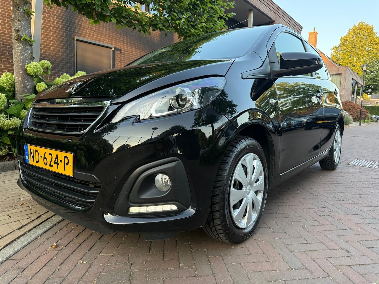 Peugeot 108 - 1.0 e-VTi Active 1.0 e-VTi Active - AutoWereld.nl