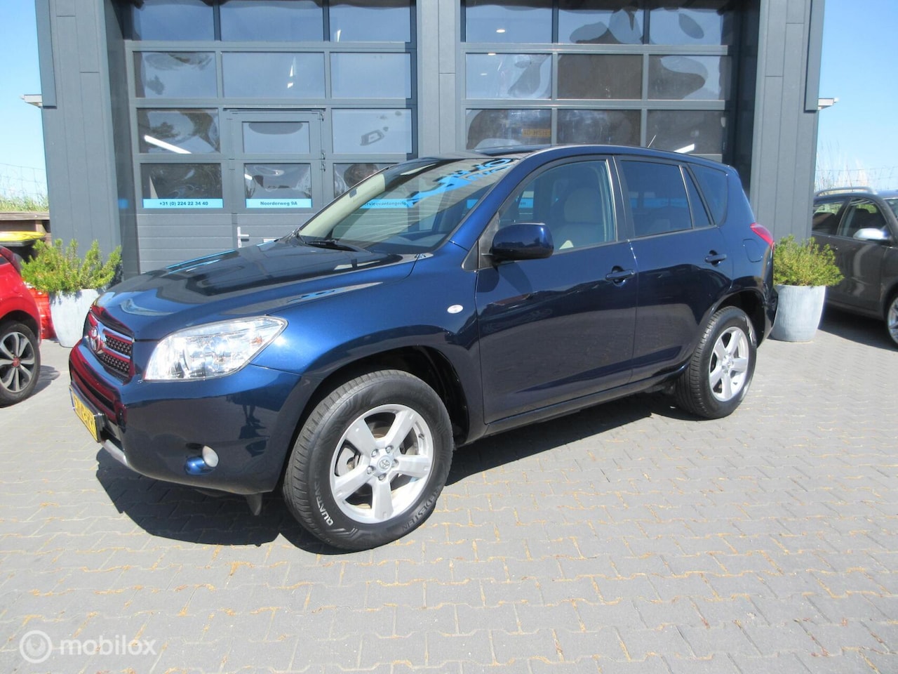 Toyota RAV4 - 2.0 VVTi Linea Sol 4WD 185dkm Org NL Trekhaak 1500kg! Camera - AutoWereld.nl