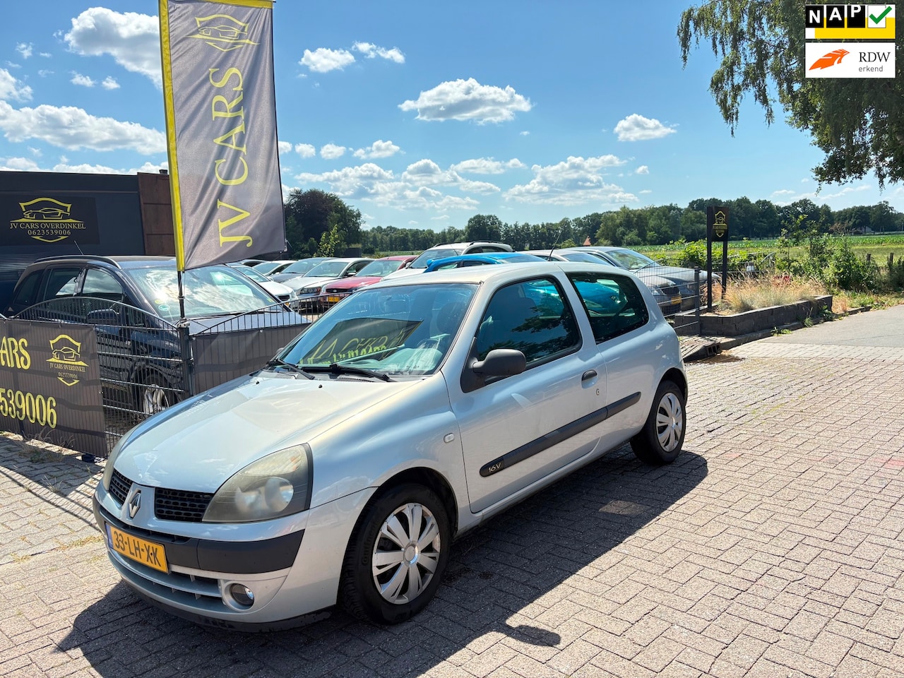 Renault Clio - 1.2-16V Expression ELEKT PAKKET,BOORDCONPUTER,MISTLAMPEN VOOR ,RADIO/CD,MET APK - AutoWereld.nl
