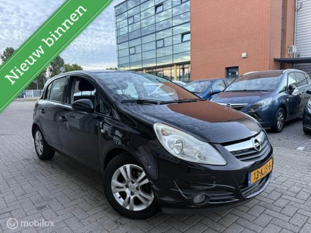 Opel Corsa - 1.2-16V Edition AUTOMAAT - AutoWereld.nl