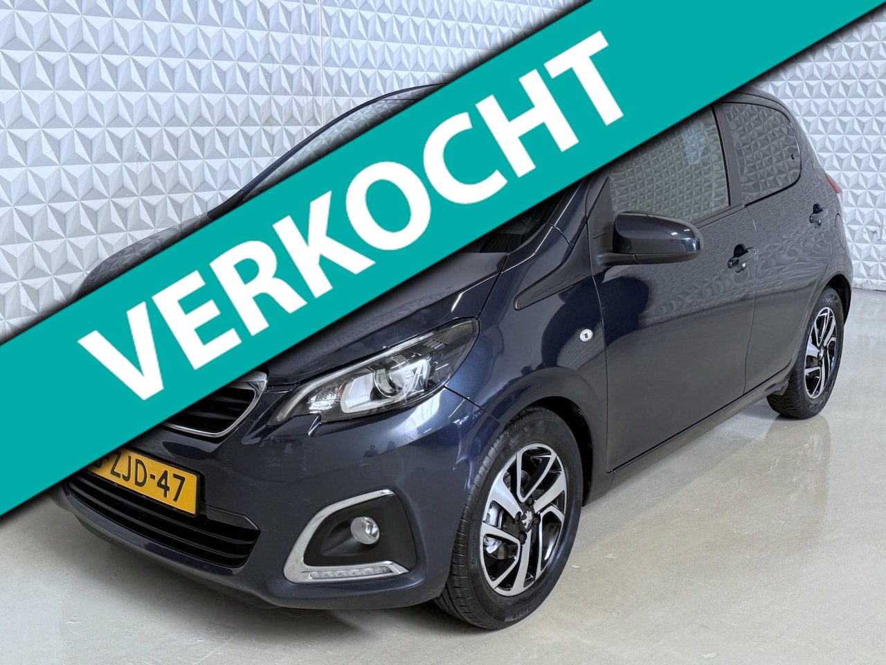 Peugeot 108 - 1.2 VTi Allure 5-deurs/Airco/Cruise/Camera/LED (2015) - AutoWereld.nl