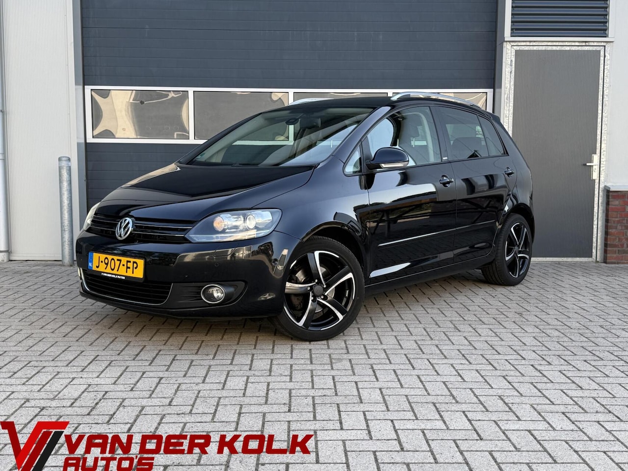 Volkswagen Golf Plus - 1.4 TSI Comfortline | Xenon | Navigatie | Cruise | Climate | Lichtmetaal - AutoWereld.nl