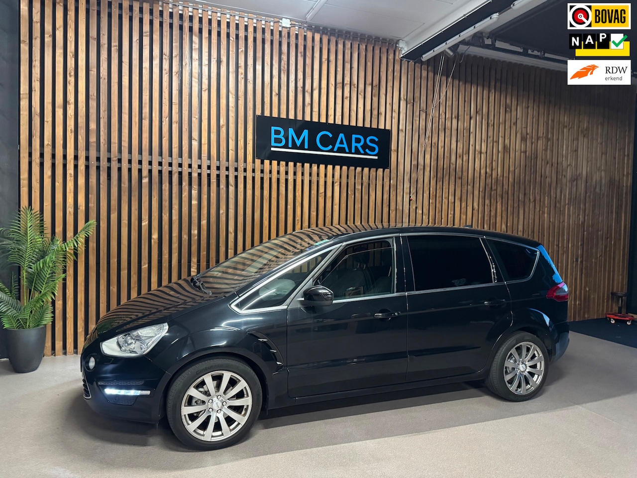 Ford S-Max - 1.6 EcoBoost Titanium 7PERS Clima,Trkhaak,Navi - AutoWereld.nl
