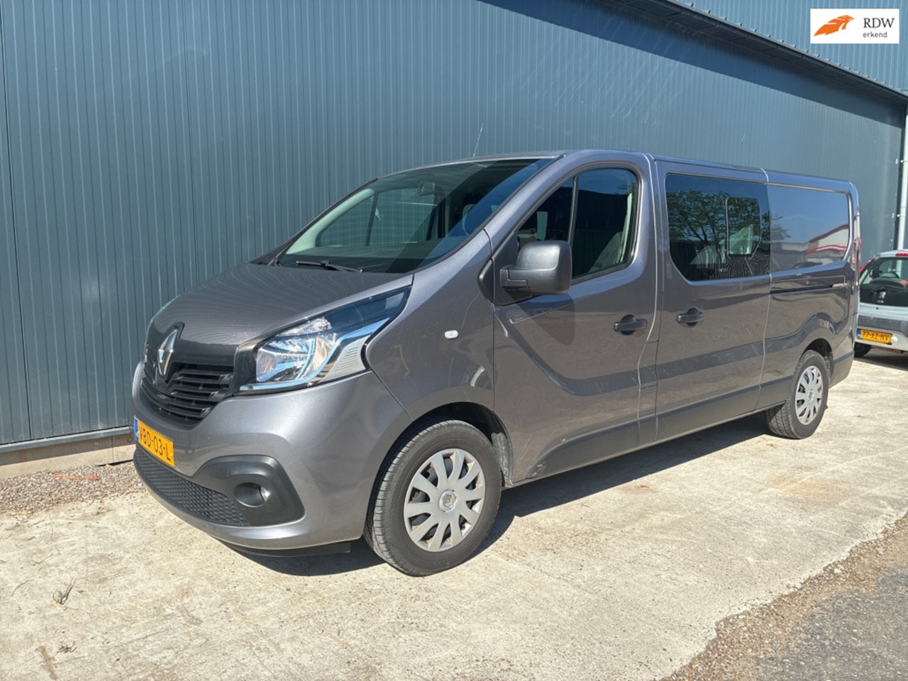 Renault Trafic - 1.6 dCi T29 L2H1 DC Work Edition Energy. Dubbel schuifdeur - AutoWereld.nl