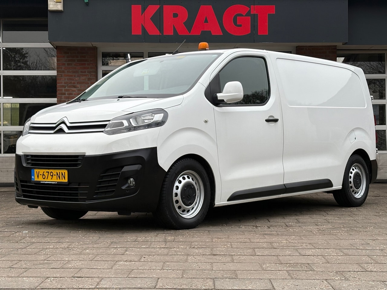 Citroën Jumpy - 1.6 BlueHDI 95PK|EURO6|NAP|AUTOMAAT|RIEM VV|airco|cruise|omvormer|blind spot|bluetooth|par - AutoWereld.nl