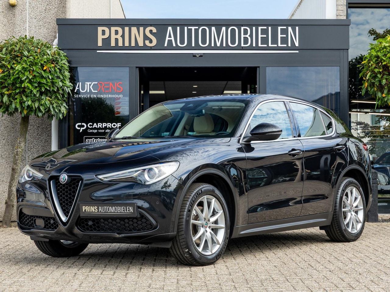Alfa Romeo Stelvio - 2.0 T Q4 Luxury|1e Eig|Carplay|Camera|Keyless - AutoWereld.nl