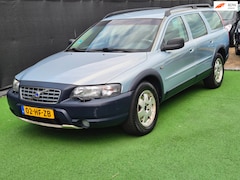 Volvo XC70 - Cross Country 2.4 T Comfort Line LEDER AUTOMAAT