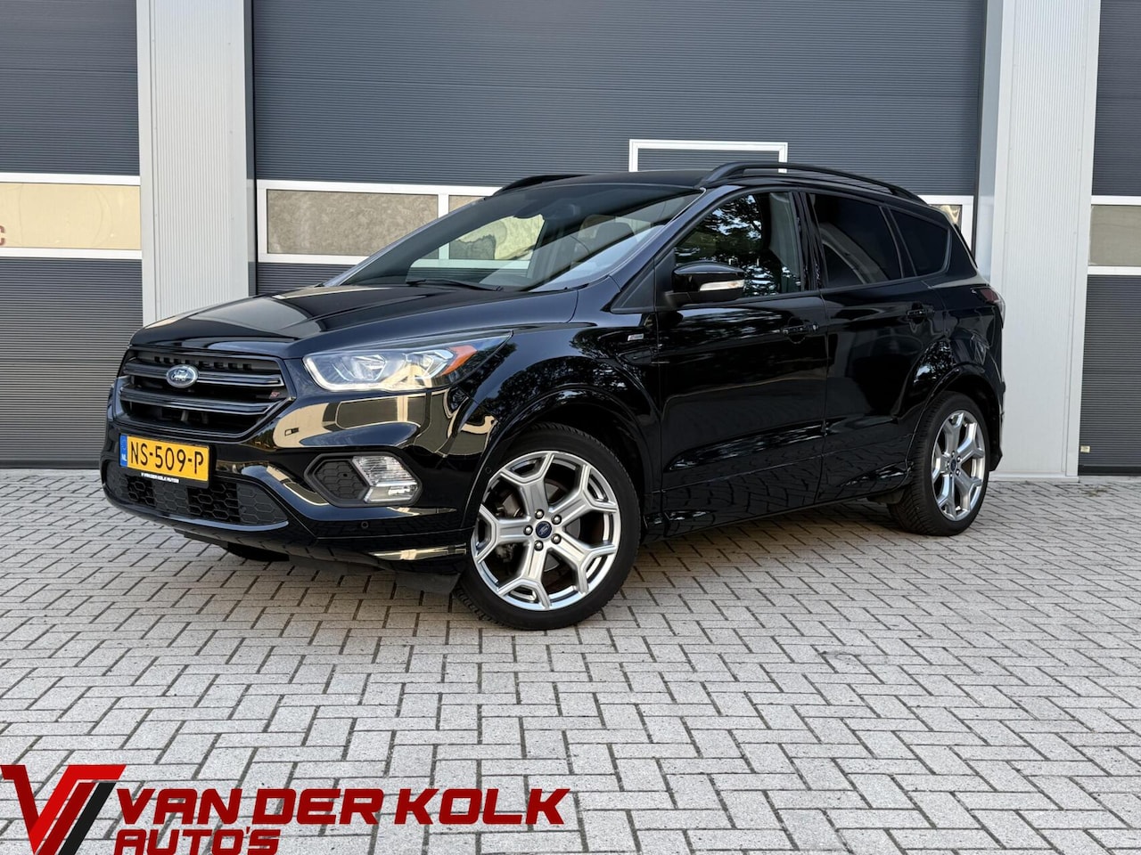 Ford Kuga - 1.5 EcoBoost ST Line | Alcantara/Leder | LED | Camera | CarPlay | Navigatie | Climate | Cr - AutoWereld.nl
