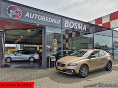 Volvo V40 Cross Country - 1.6 T4 Momentum