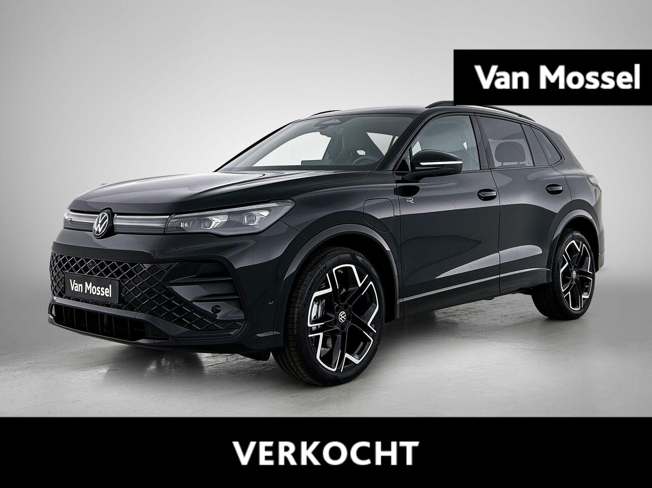 Volkswagen Tiguan - 1.5 eHybrid R-Line Edition | 204PK | Automaat | Trekhaak | Black Style Pakket | Camera | - AutoWereld.nl