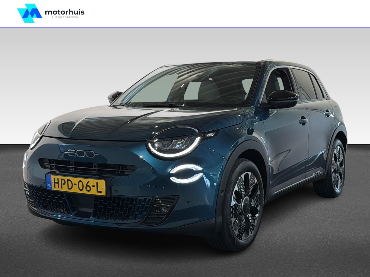 Fiat 600 - 1.2 Hybrid La Prima | Achteruitrijcamera | Alarm klasse 1(startblokkering) | Buitenspiegel - AutoWereld.nl