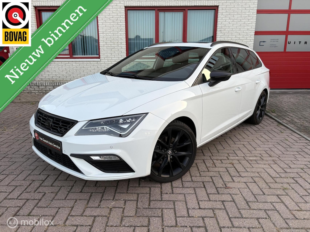 SEAT Leon Sportstourer - 1.5 TSI FR PANODAK/NAVI/BEATS AUDIO - AutoWereld.nl
