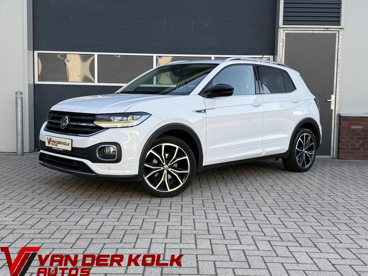 Volkswagen T-Cross - 1.0 TSI R-Line | Full LED | Digital Cockpit | Half Leder | CarPlay | Adaptive Cruise | Nav - AutoWereld.nl