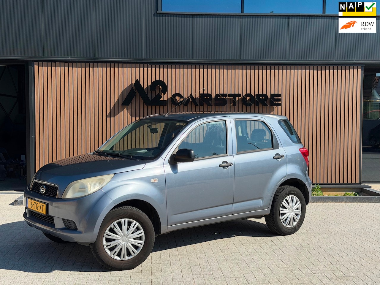Daihatsu Terios - 1.5-16v Explore 2WD NAP APK AUTOMAAT AIRCO 1e EIGENAAR! - AutoWereld.nl