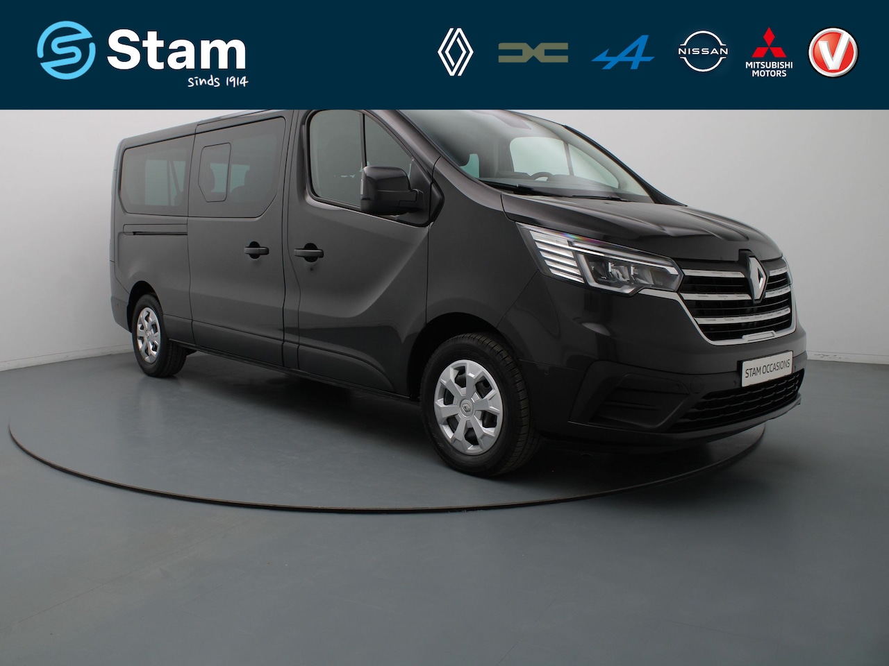 Renault Trafic Passenger - dCi 110pk Grand Zen 9-persoons Camera | Cruise | Carplay | Navi | Parkeersens. v+a - AutoWereld.nl