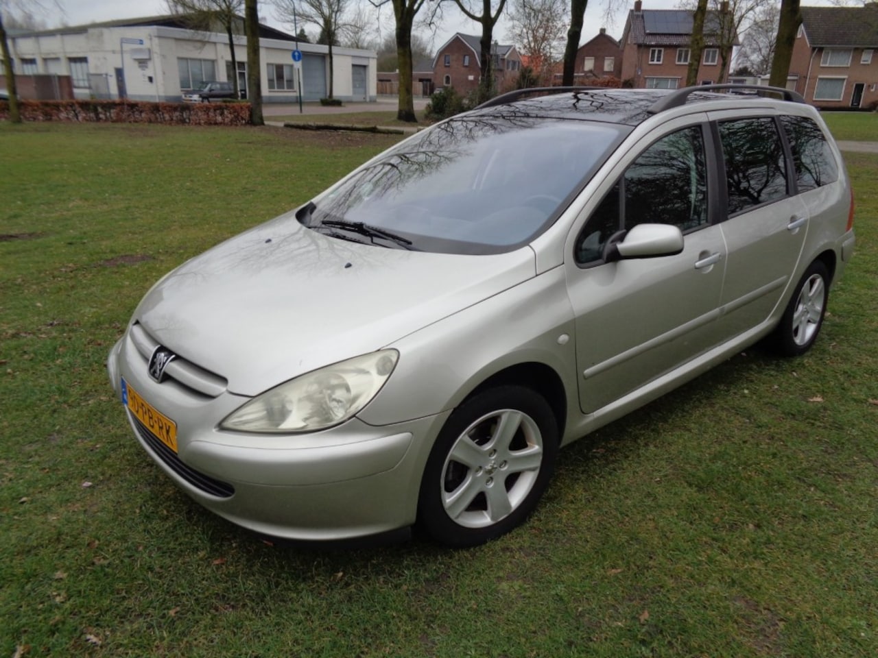 Peugeot 307 - 7 persoons automaat 29-7-2027 a p k - AutoWereld.nl