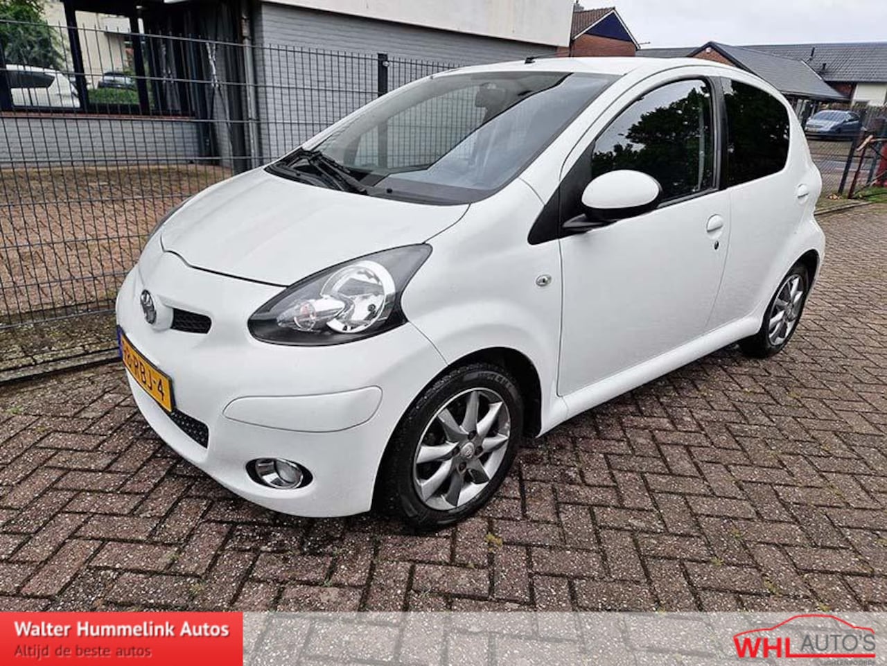 Toyota Aygo - 1.0-12V Dynamic Navigator 1.0-12V Dynamic Navigator - AutoWereld.nl
