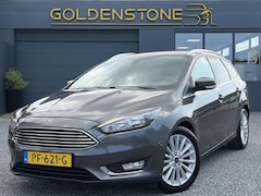 Ford Focus Wagon - 1.0 Titanium 2e Eigenaar, Navi, Trekhaak, 125pk, Clima, Cruise, Pdc V+A, 6 Bak, Lm velgen,