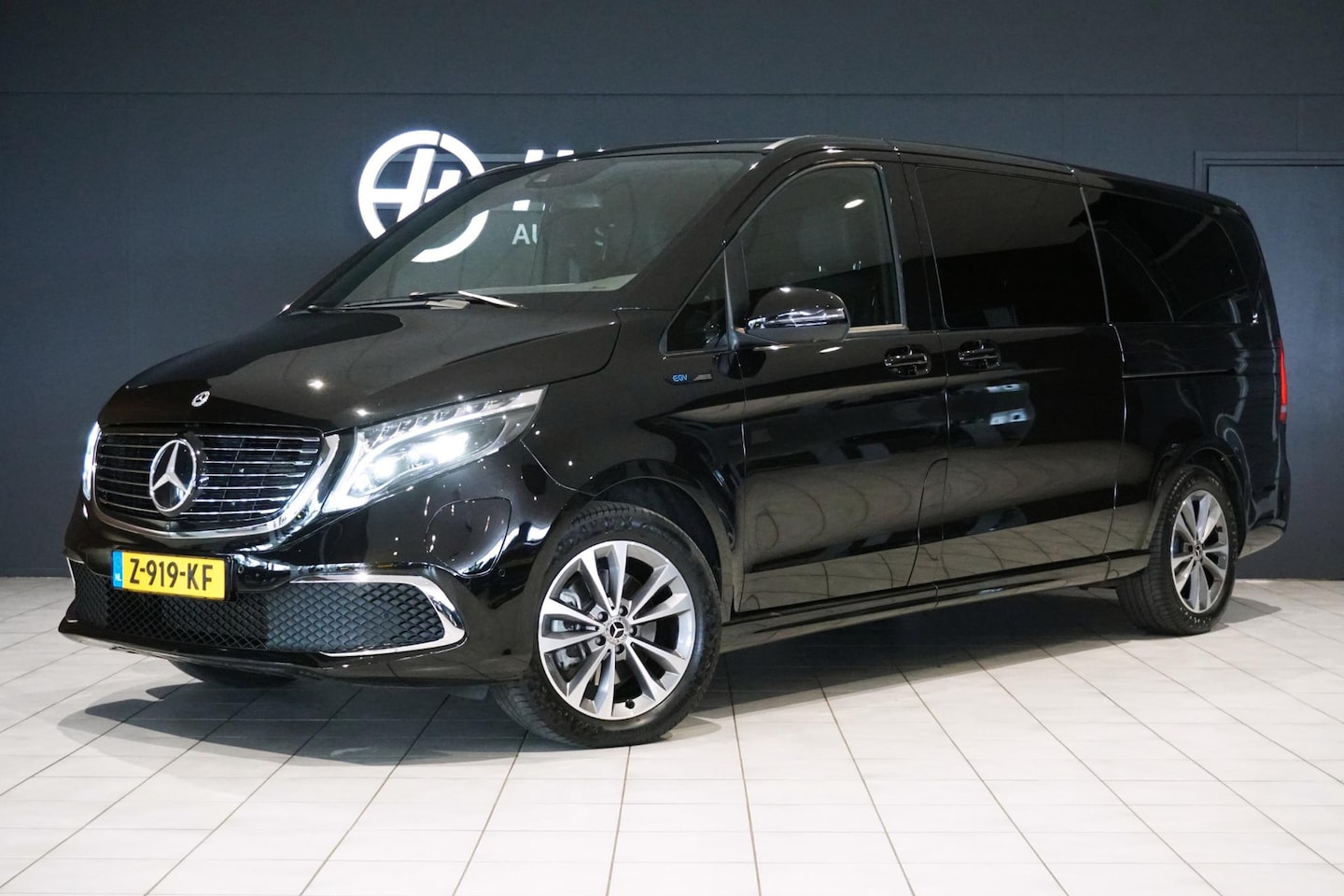Mercedes-Benz EQV - 300 L3 90 kWh 6-pers lounge + LUCHTVERING / BURMESTER / 360 CAMERA / ELEK. SCHUIFDEUREN - AutoWereld.nl