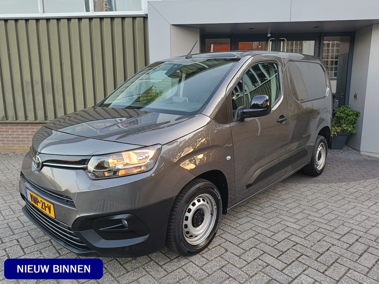 Toyota ProAce City - 1.5 D-4D Live | Airco | Cruis controle | Carplay | Navigatie | BTW | NAP | - AutoWereld.nl