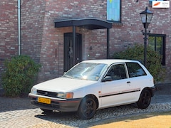 Toyota Starlet - 1.3i Automaat Trekhaak