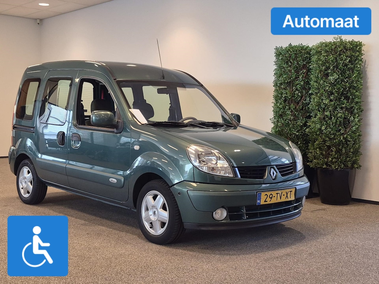 Renault Kangoo - Rolstoelauto Automaat 3+1 (airco) - AutoWereld.nl