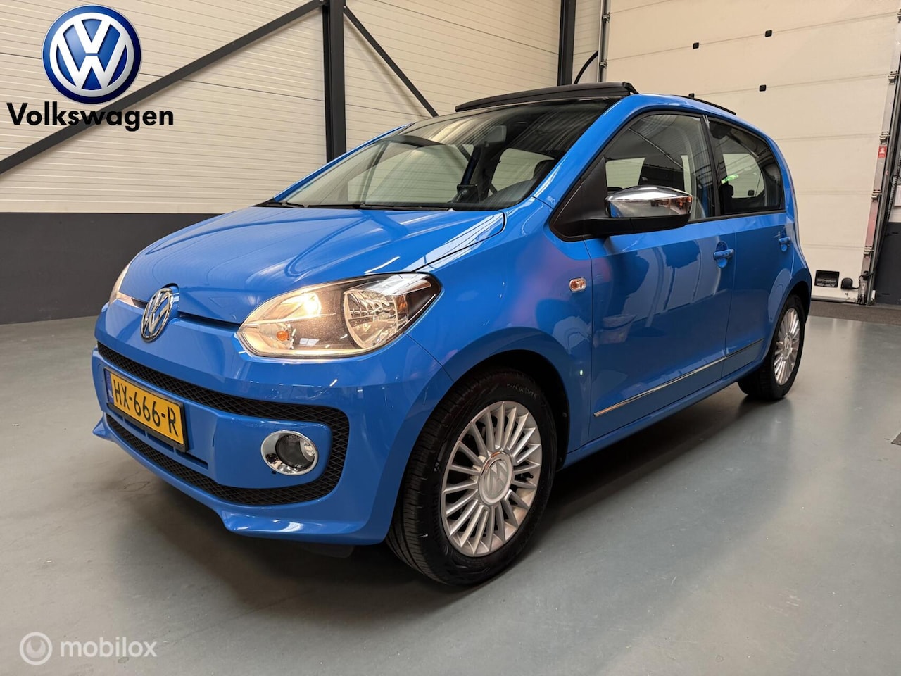 Volkswagen Up! - 1.0 high up! BM 1e Eig|Pano|Cruise|Navi - AutoWereld.nl