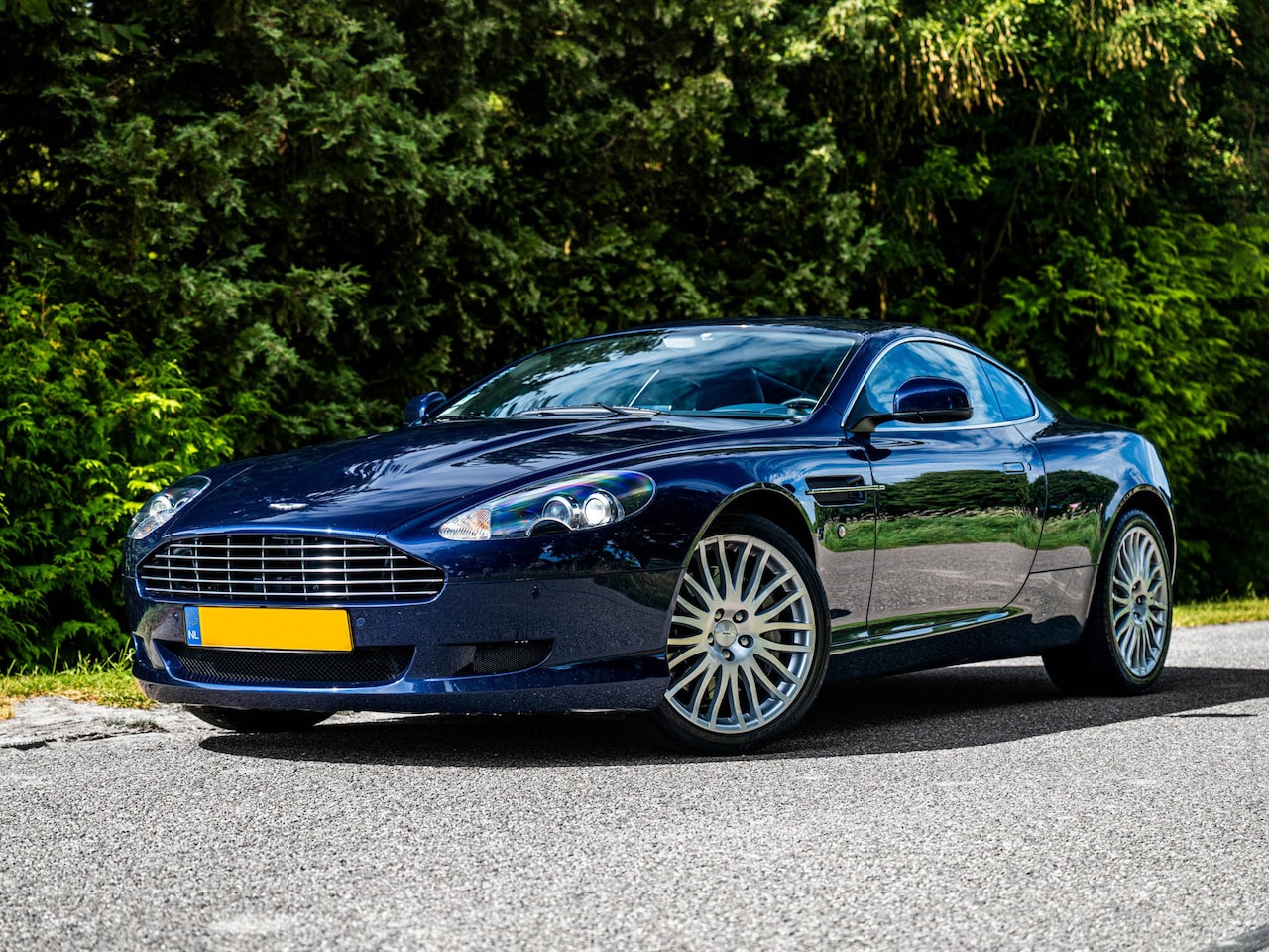Aston Martin DB9 - 5.9 V12 Touchtronic | Dealer Oh | Mariana Blue - AutoWereld.nl