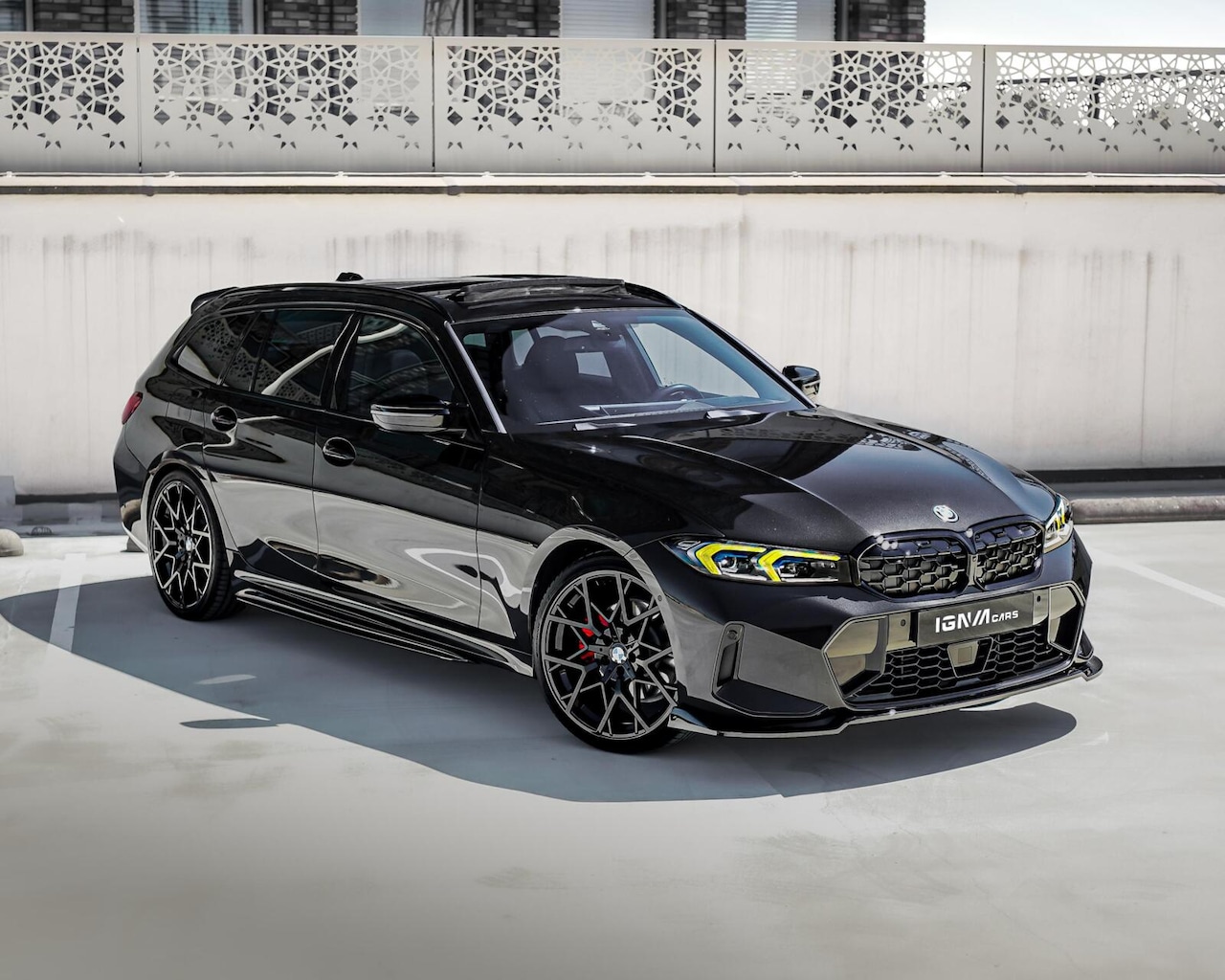 BMW 3-serie Touring - 330e xDrive M-Sport - AutoWereld.nl