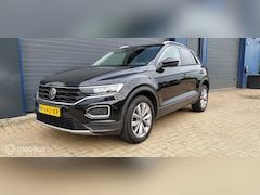Volkswagen T-Roc - 1.5 TSI, Trekhaak, Camera
